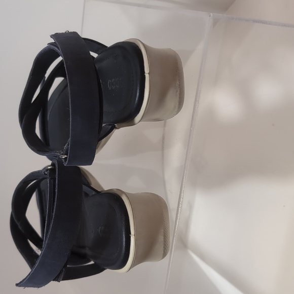 Midnight blue Crocs size 6.5 - Picture 5 of 6